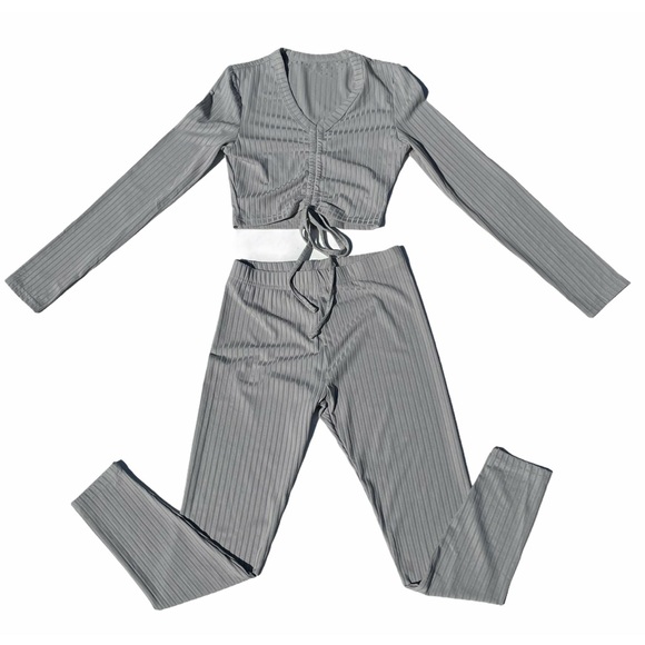 Gray Ribbed Two-Piece Set - Picture 3 of 6